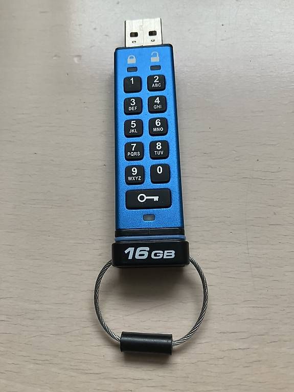 USB Sticks: Kingston Traveler 2000 16GB – D'occasion à Schinznach Bad par yomann