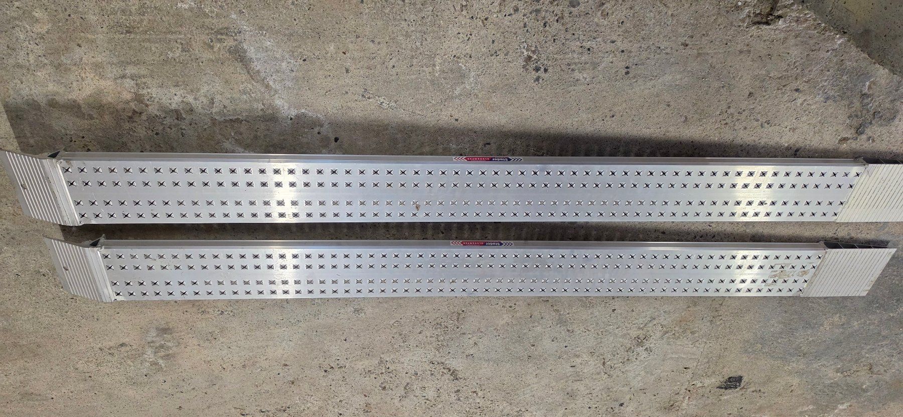 Studer Alurampen Rampe di accesso: Studer Alu-Rampe AOS 200 – Usato da Courgevaux venduto da Tamoil