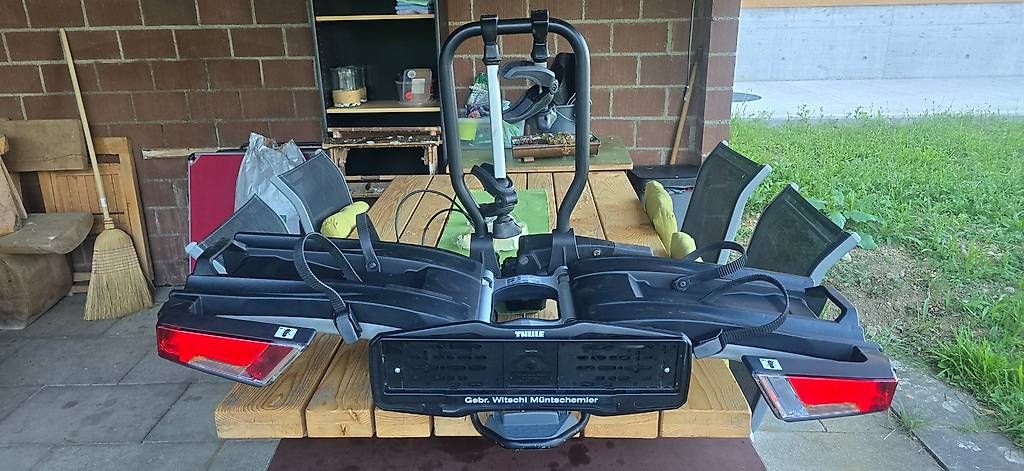 Travi: Veloträger Thule Easy Fold XT 933 – Usato da Hendschiken venduto da Lukas1
