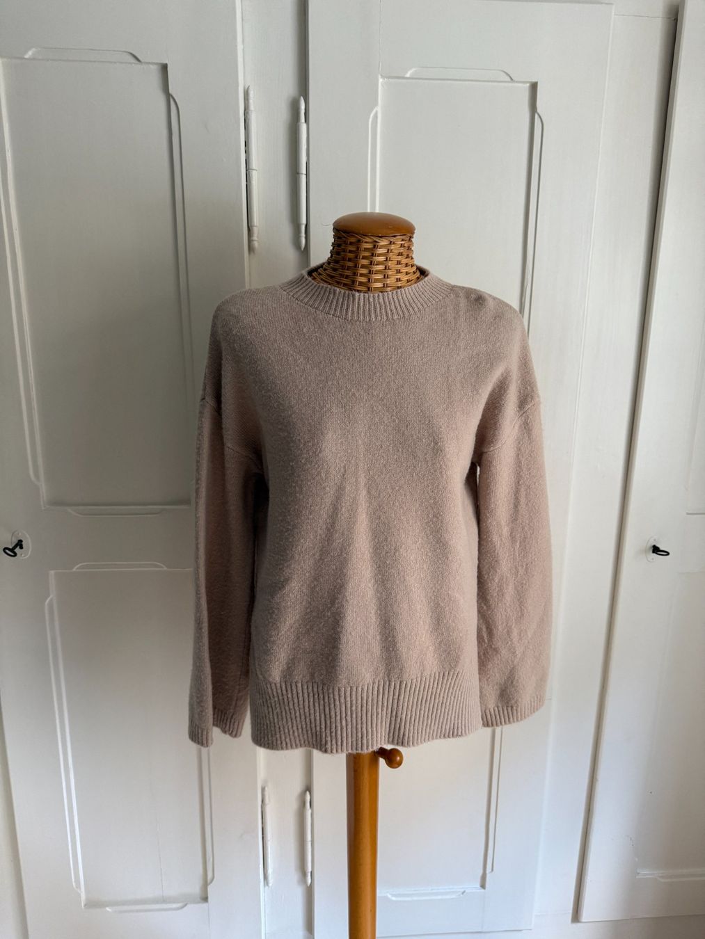 Shein Pullover & Sweatshirts: Strickpullover beige 34 – Gebraucht aus Zürich von Diazaio