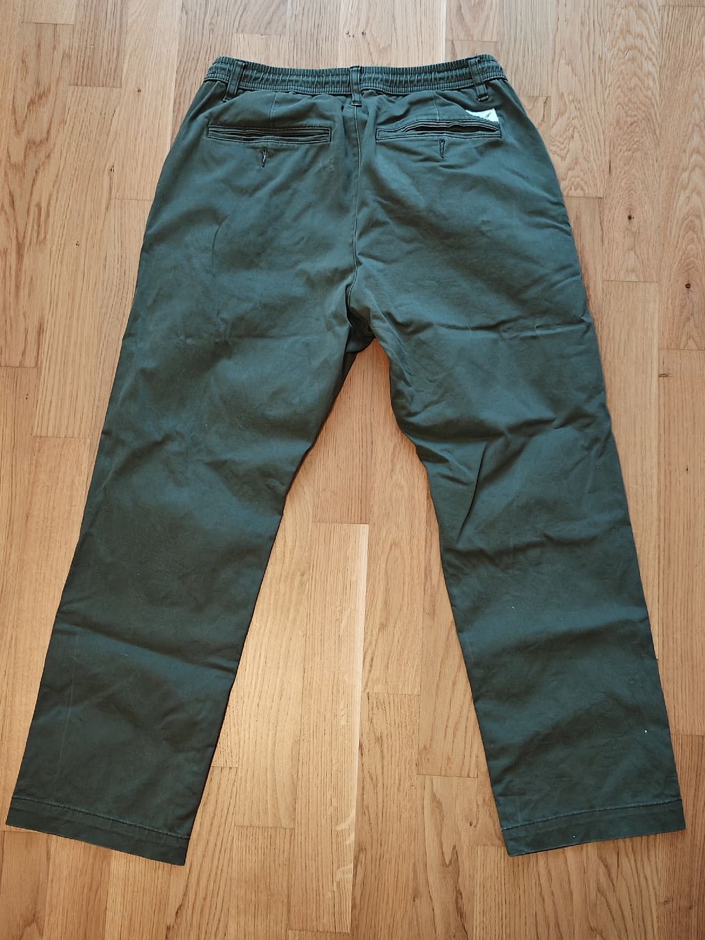 Pantaloni: Reell Reflex Loose Chino Olive Gr M – Usato da Niederrohrdorf venduto da k.schaffner 1