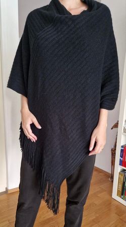 Damen Frauen Poncho Umhang Schwarz Gr. L