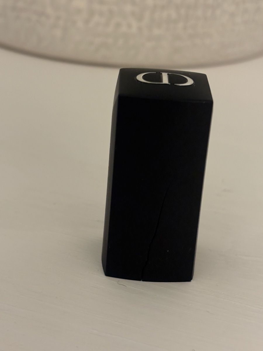 Dior Make-up: Dior Rouge Forever 558 Mat  NP: 57.- – Nuovo e nell'imballaggio originale da Horgen venduto da lme_8kj7 4