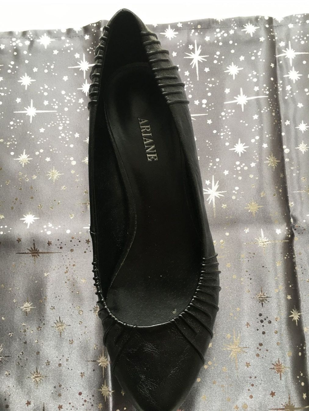 Scarpe da donna: Chaussure noire femme – Usato da La Tour-de-Peilz venduto da Halltal 2