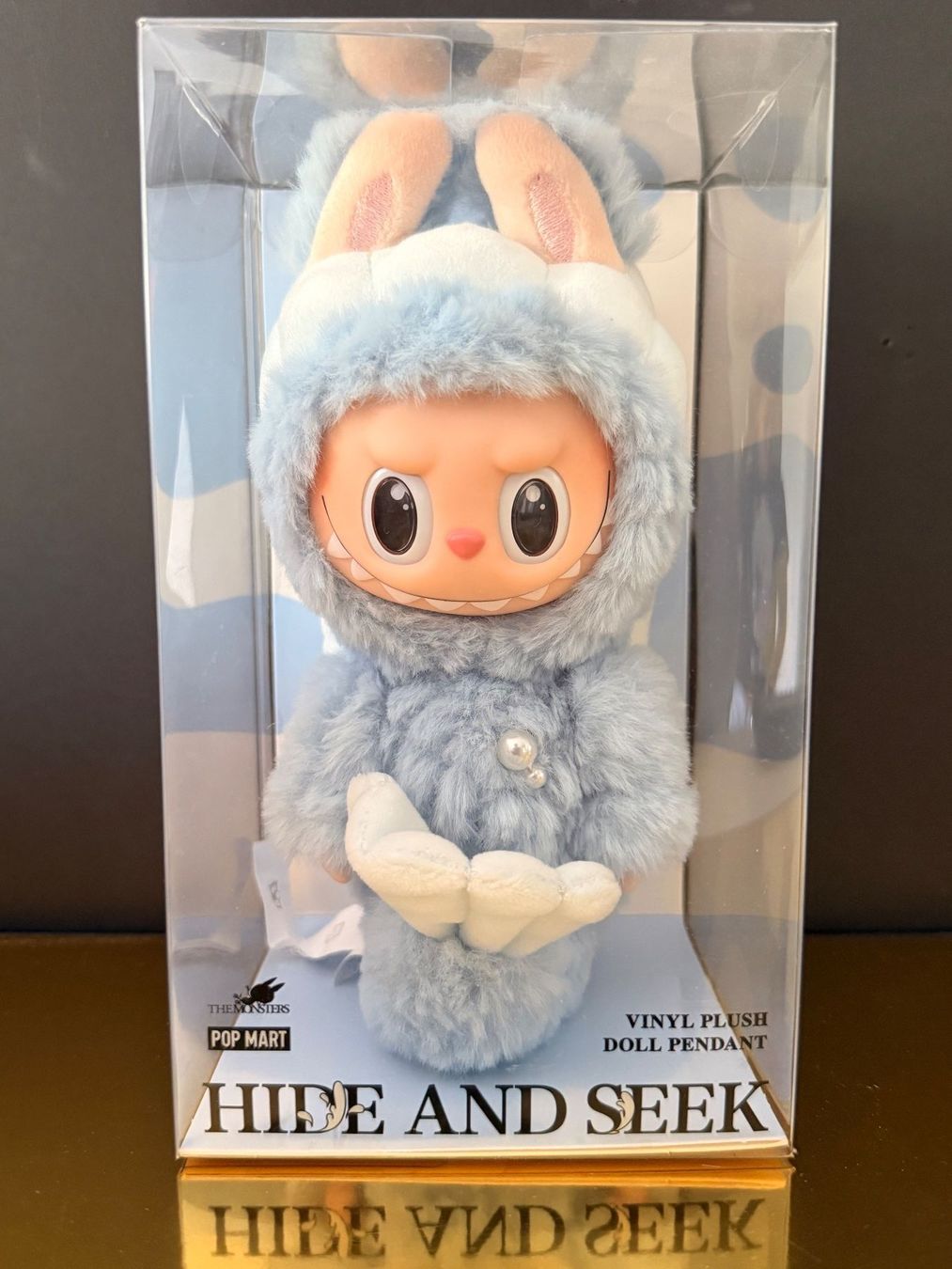 Pop Mart Figurines: Peluche pendentif Labubu Hide and Seek Singapour – Neuf avec emballage d'origine à Conthey par LSDLBoutique