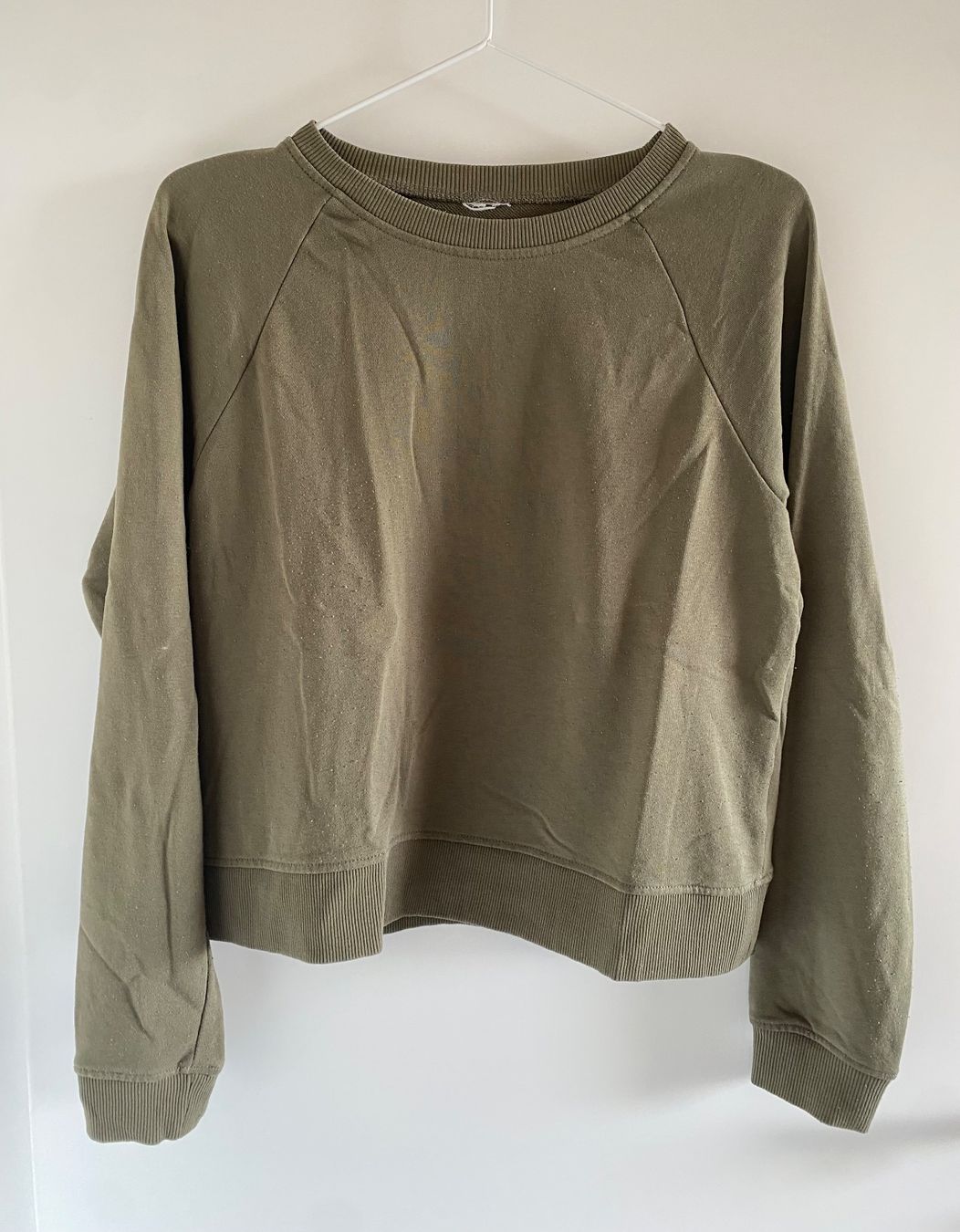 Maglioni & Felpe: Olivegrüner Damen Pullover – Usato da Oberdiessbach venduto da cor_2nrl