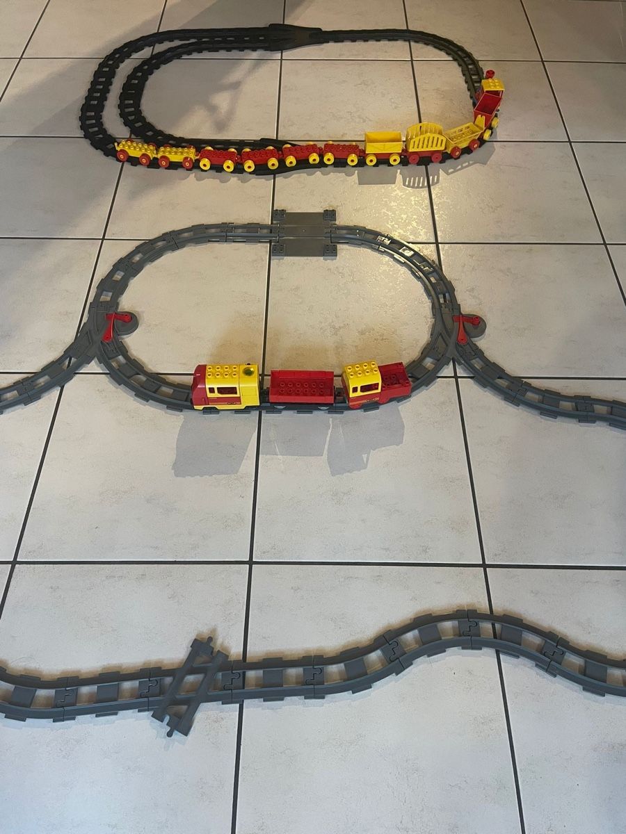Lego Giocattoli: 2x Duplo Spielzeug-Eisenbahn – Usato da Aarau Rohr venduto da sid_h6