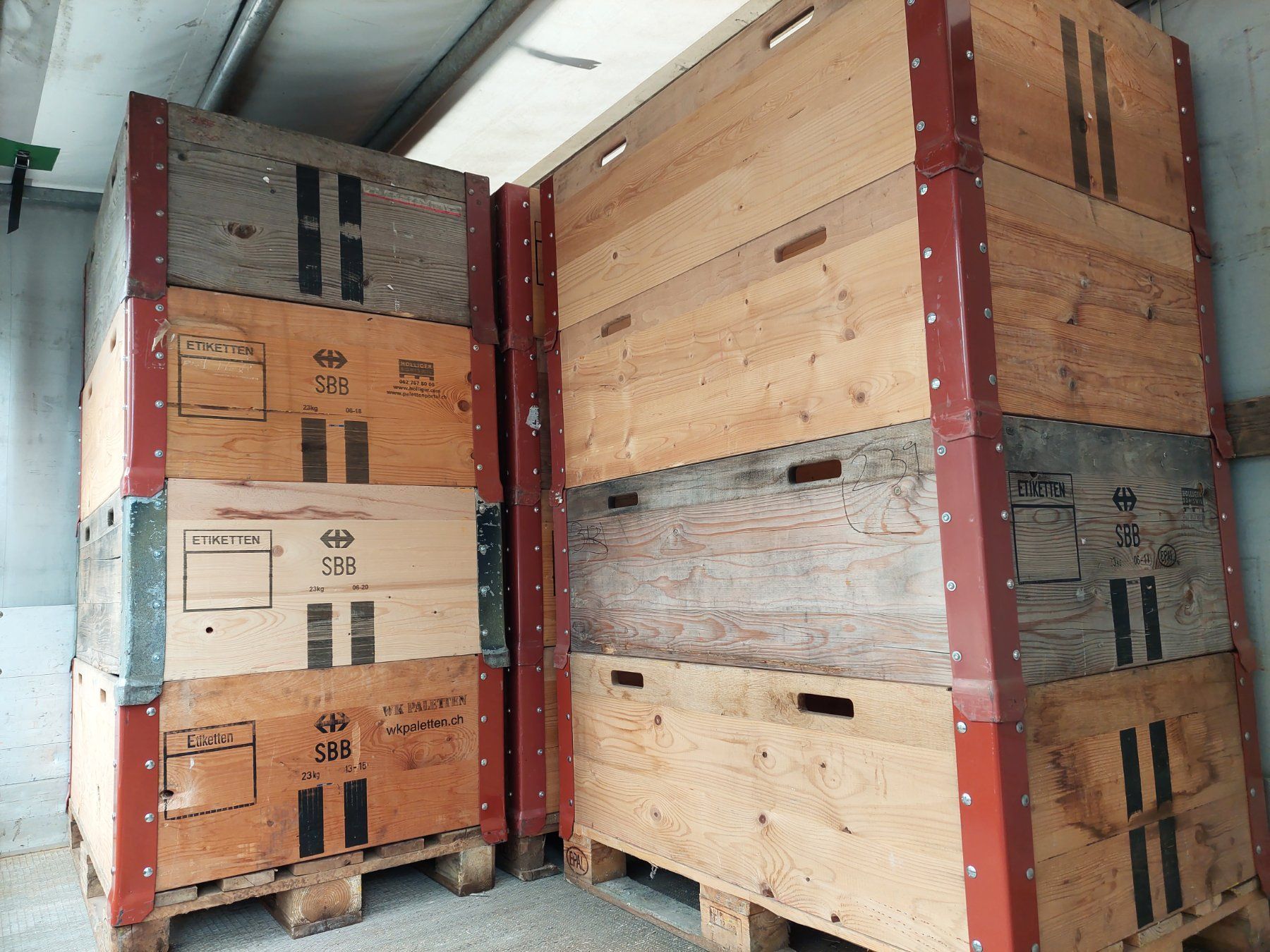 Articoli in legno: SBB-Palettenrahmen – Usato da Bazenheid venduto da DonAleks91