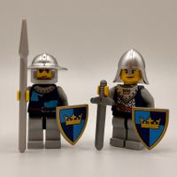 LEGO Castle Fantasy Era 2 Crown Knights + Schilde & Waffen