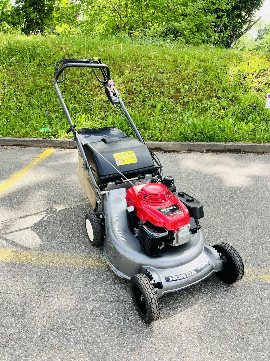 Honda Tagliaerba: Rasenmäher Honda 536 Hydrostatische – Usato da Urdorf venduto da Faz_19 2