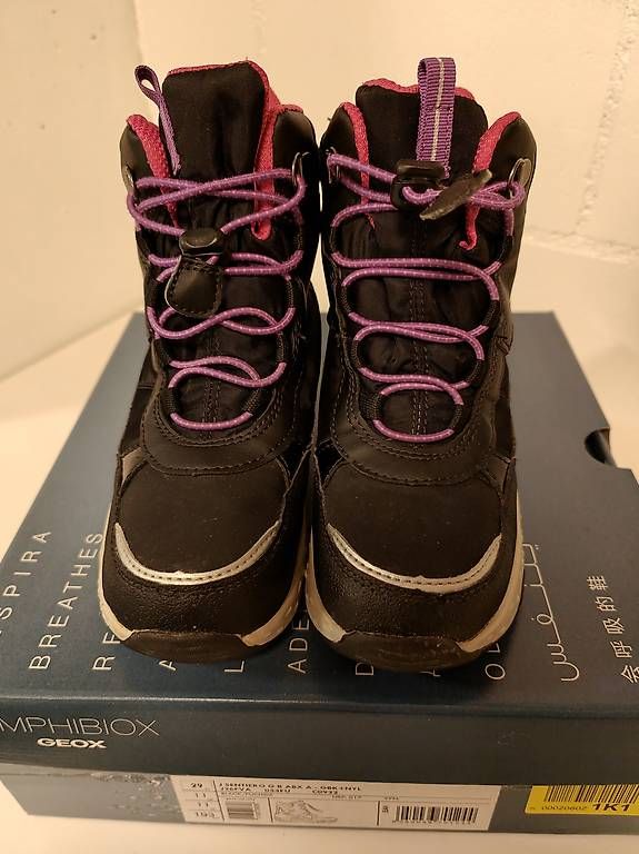 Geox Chaussures filles: Winterschuhe Geox – D'occasion à Veltheim AG par Di.N.C.G