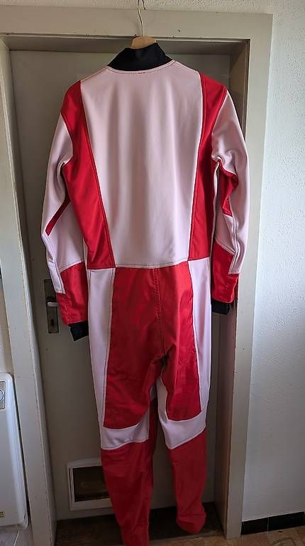 Completi: Skydive Suit Grösse M – Usato da Obergösgen venduto da LePa92 1