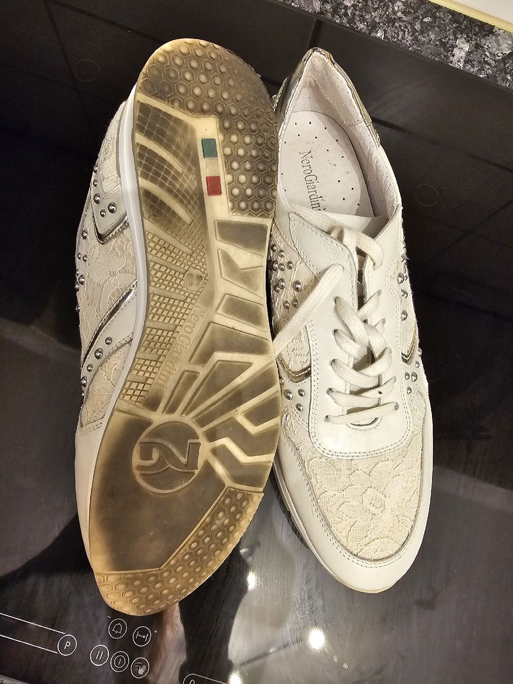 Scarpe da donna: schöne Nero Giardini Sneaker, creme, Gr. 40, – Usato da Dübendorf venduto da Liebeskind101 4