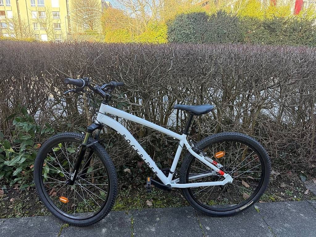 Decathlon Biciclette: Touring Mountain Bike "28" – Usato da Ostermundigen venduto da mkh_p8j5