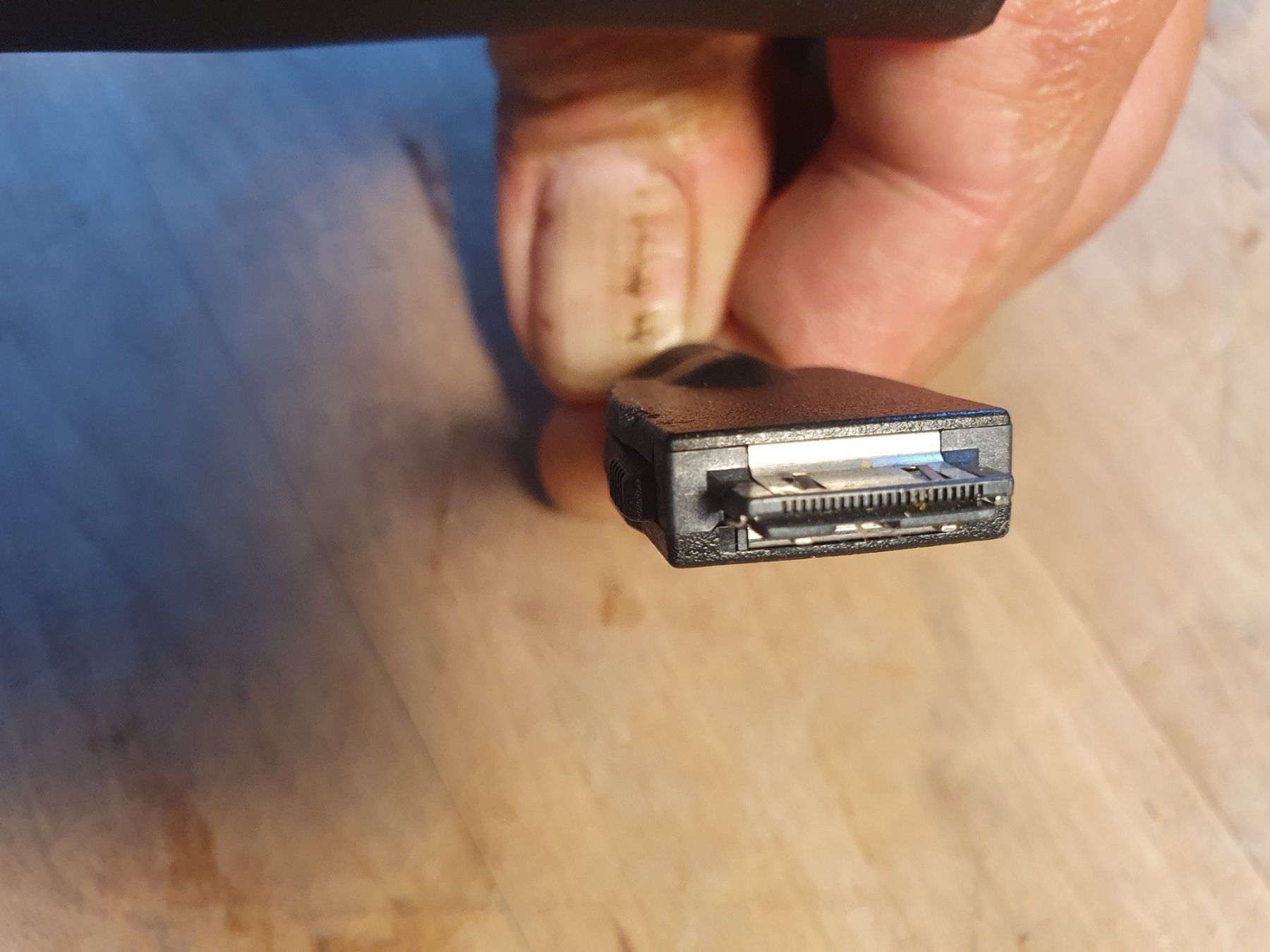 Unità & Adattatore: HWAYING Mod. No. AP-02  Ladekabel – Usato da Zürich venduto da loosebone 3