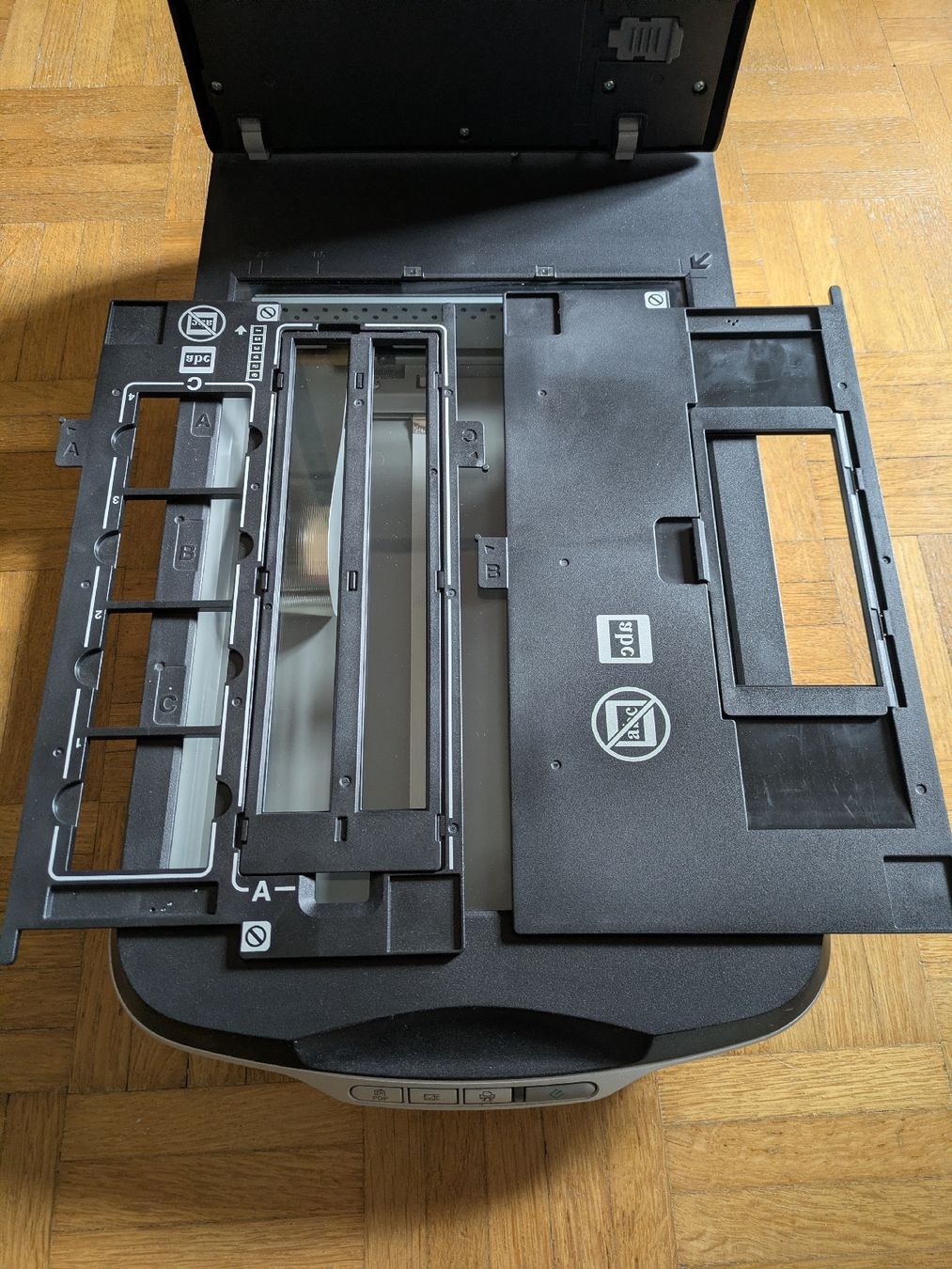 Scanner Epson Perfection 4490 (Gebraucht) in Locarno für CHF 30 – mit ...
