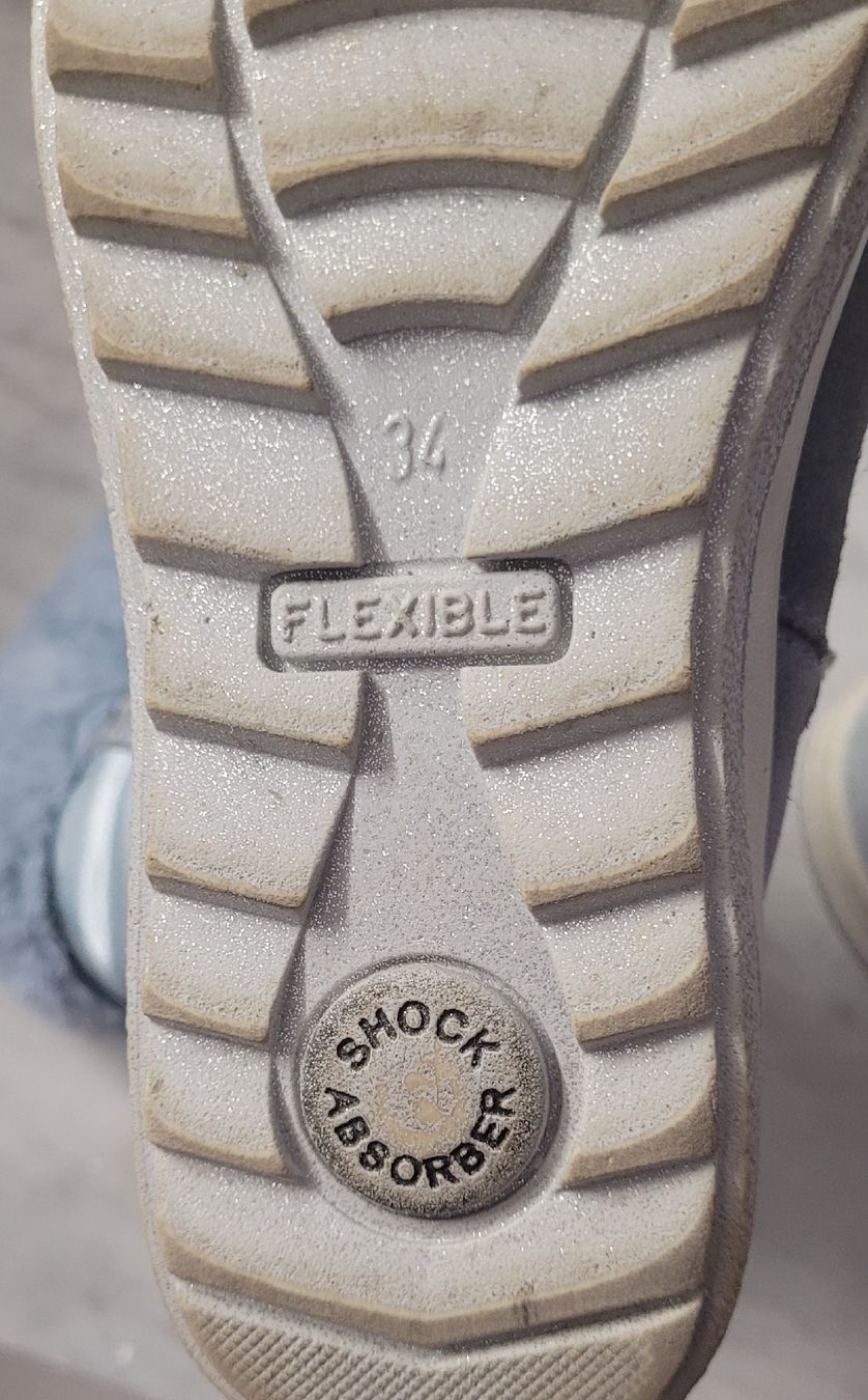 Schuhe für Mädchen: Goretex Winterstiefel 34 neuwertig – Neu (gemäss Beschreibung) aus Ruggell von liverzano1 2