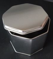 Guetslibüchse in Achteckform aus Metall / NEU