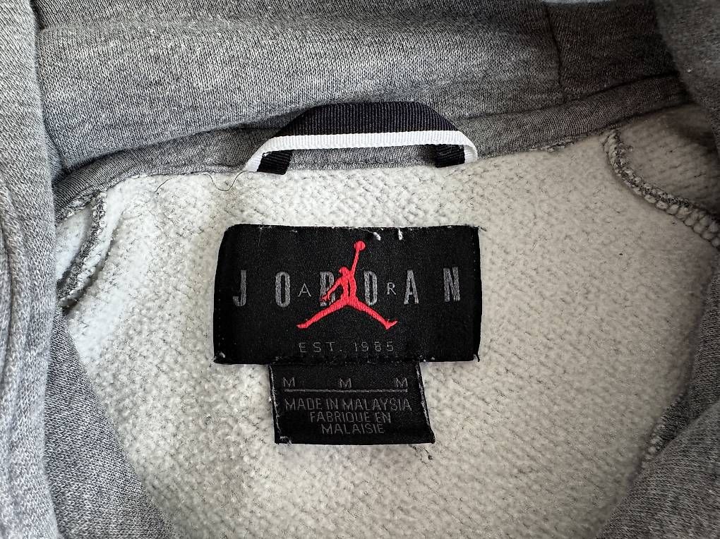 Pullover & Sweatshirts: Jordan Pullover Hoodie grau – Gebraucht aus Wädenswil von elzaa_b 2
