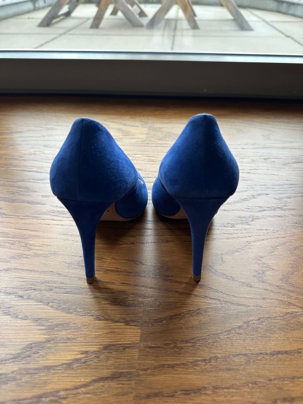Prada Scarpe da donna: Prada Suede Pumps Gr.34.5-35 – Usato da Zürich venduto da anyka 2
