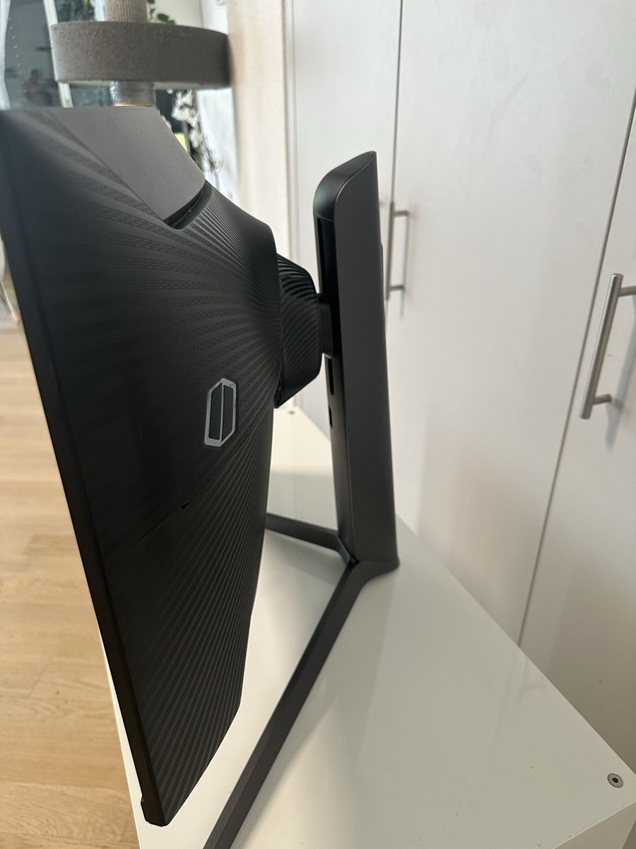 Monitor: Gaming Monitor – Usato da Kilchberg ZH venduto da Kingboo 1