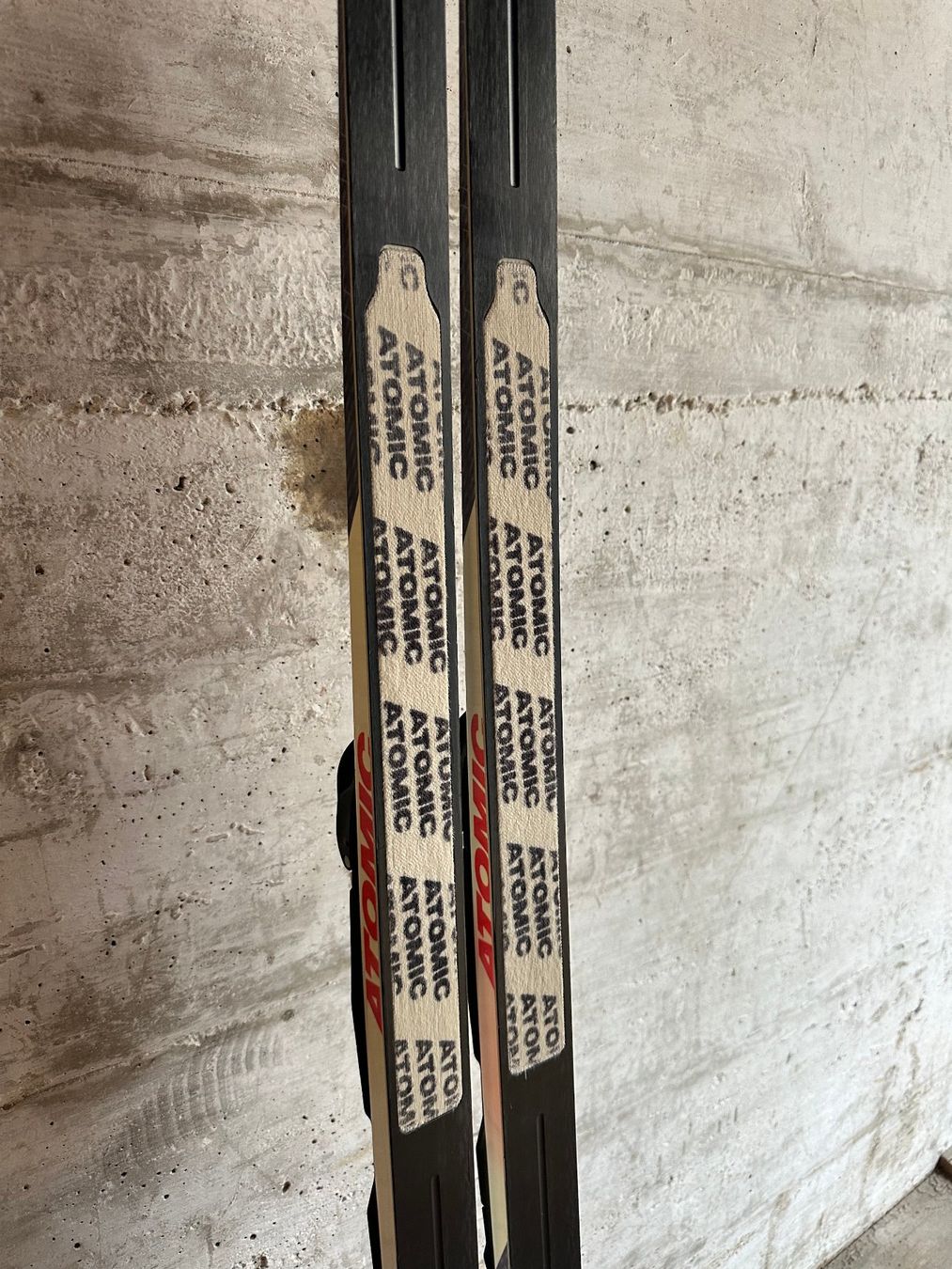 Sci: Langlaufski 158CM Klassisch Atomic Junior – Usato da Emmenbrücke venduto da karkarkar 5