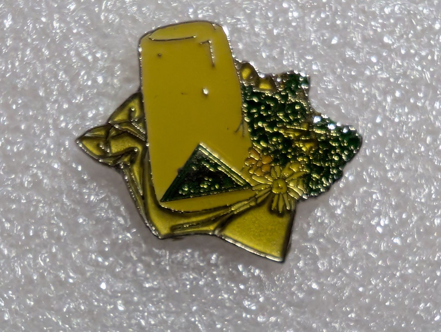 Plaketten & Abzeichen: Ansteckpin 253: Kerze – Gebraucht aus Oppligen von Pin-Fall-Shop