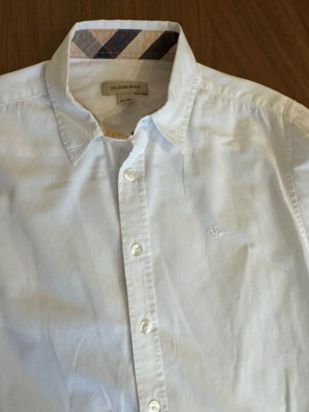 Burberry Camicie, T-shirt & Polo: Burberry chemise T 10 ans – Usato da Conches venduto da chn_hgl6 2