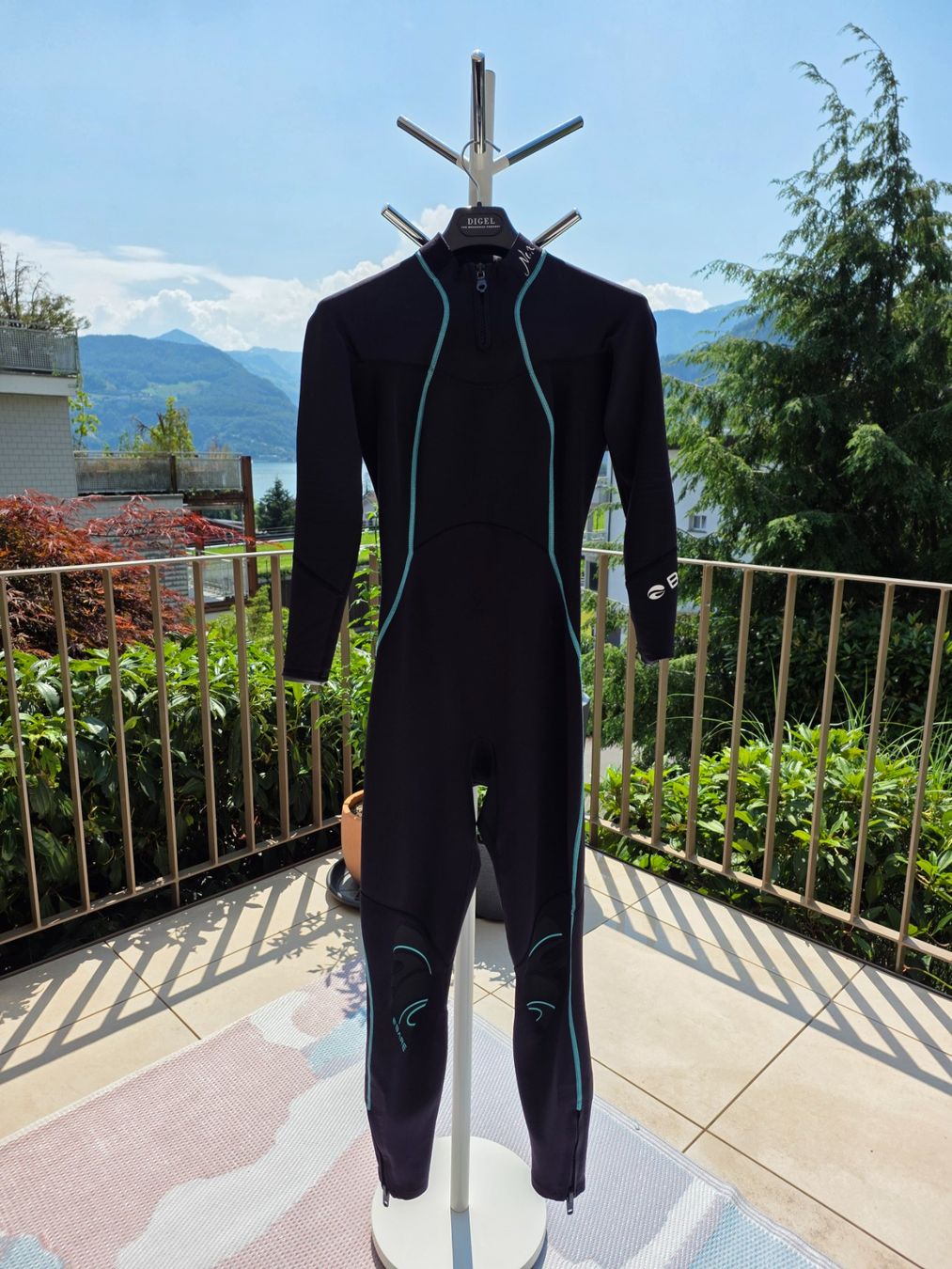 Mute per immersioni: BARE 3/2mm Nixie Ultra Full Ladies Wetsuit. – Usato da Hergiswil NW venduto da luc_b5pz