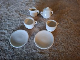 Antikes Puppenghauseschirr- Set 6-teilig Porzellan, charmant