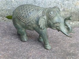 Indische Elefanten Kunst - Mehndi Elefant als Glücksbringer