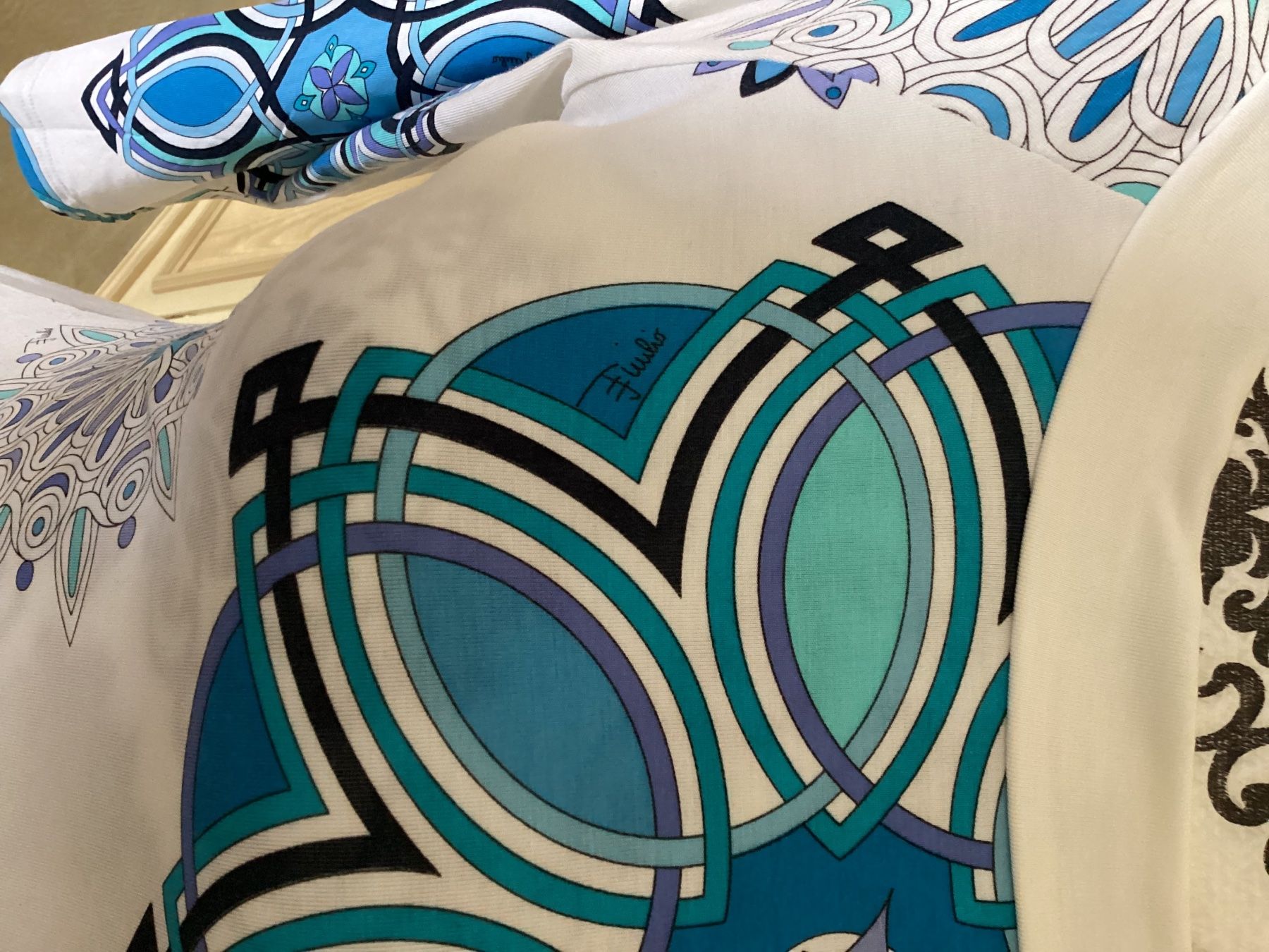 T-shirt: Emilio Pucci Shirt Top – Usato da Magadino venduto da sylvierosa 2