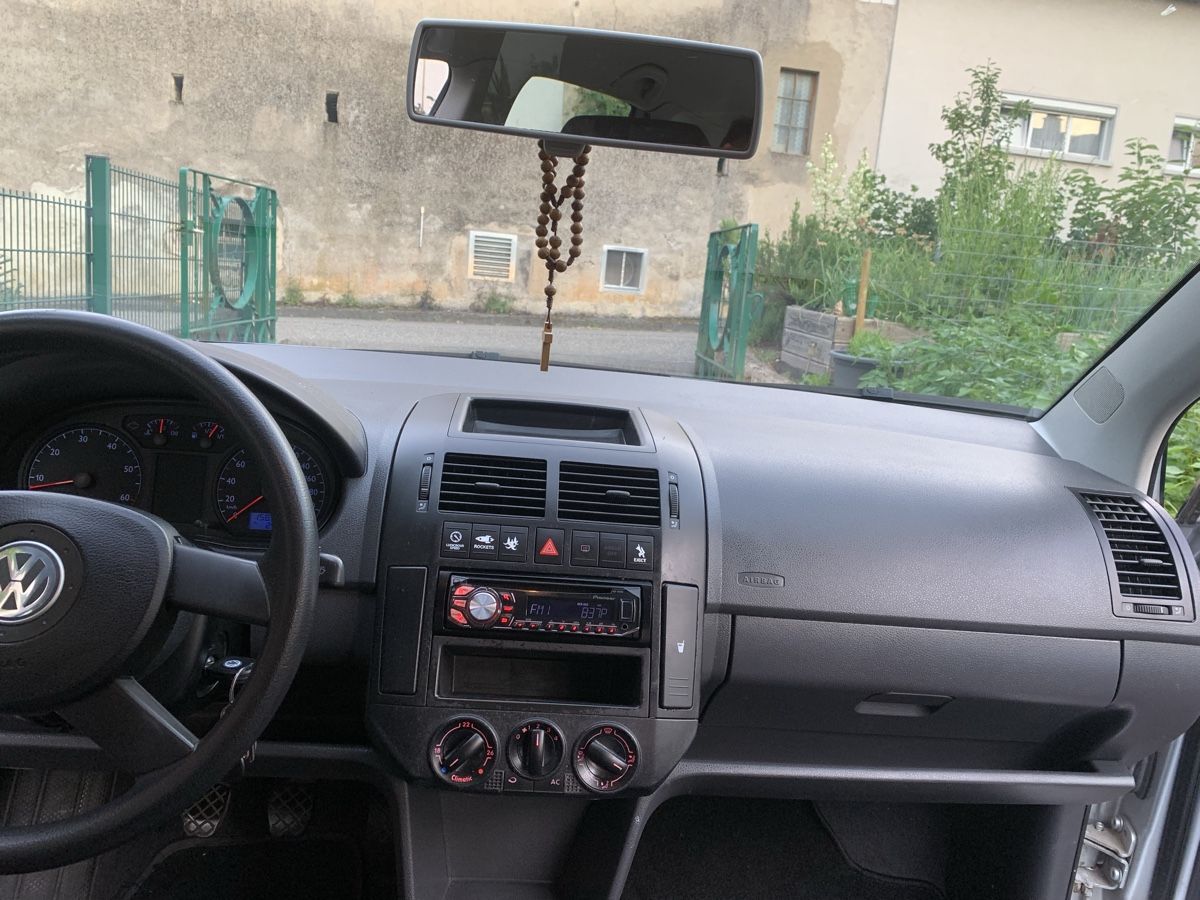 VW Automobili: Zuverlässiger VW Polo 1.2 – Usato da Büsserach venduto da domic97 7