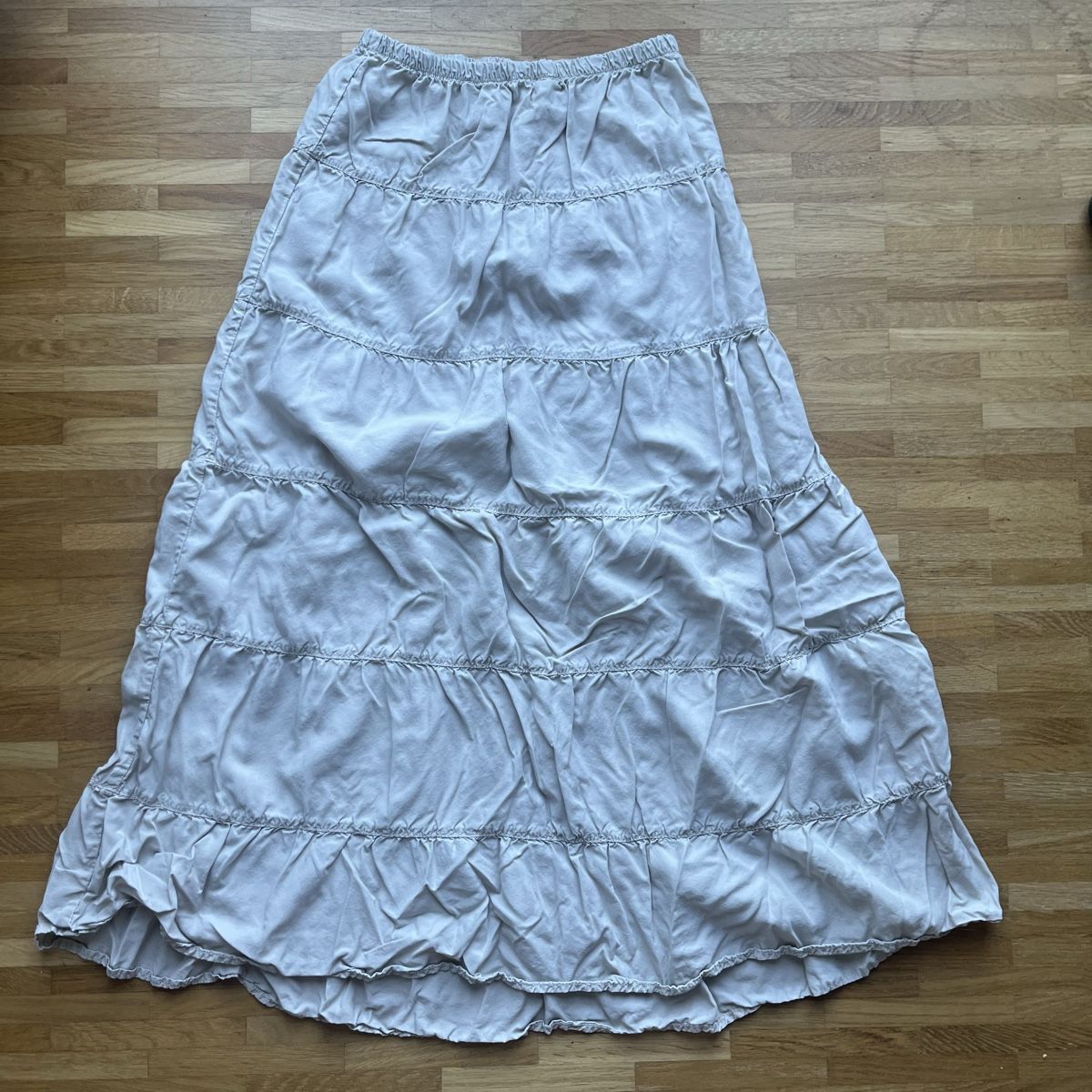 Brandy Melville Röcke: Brandy Melville Maxi Skirt – Gebraucht aus Zürich von art_w65h