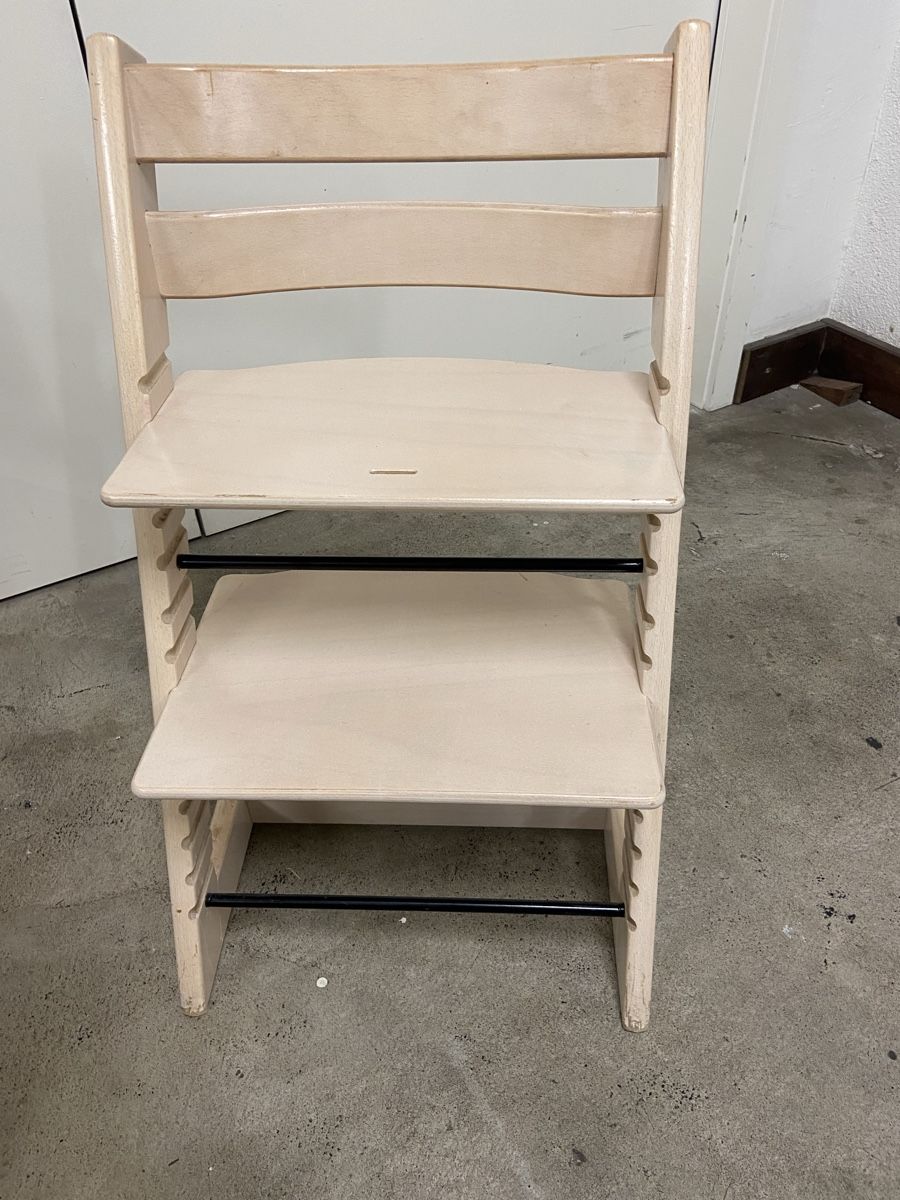 Stokke Seggioloni: Stokke Tripp Trapp Kinderstuhl  – Usato da Dietikon venduto da brocki-eyra