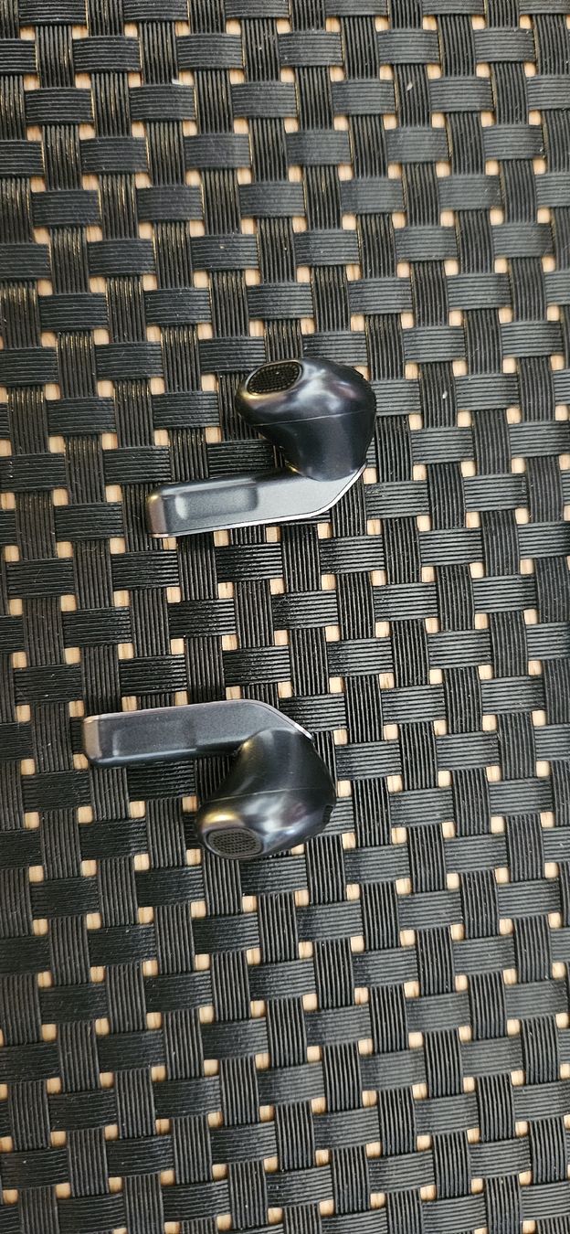 Samsung Cuffie: Écouteurs Samsung Galaxy Buds 4 ANC – Usato da Geneve venduto da gezcx 3
