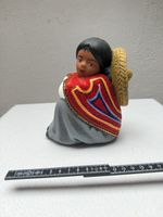 Deko Figur Mädchen mit Hut Keramik bunt guter Zustand