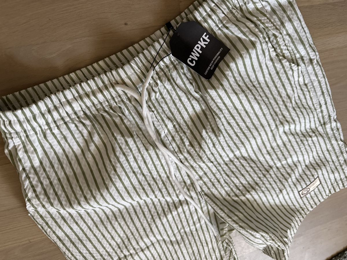 Badehosen: Herren Badeshorts M/L – Neu und originalverpackt aus Amriswil von used2use 1