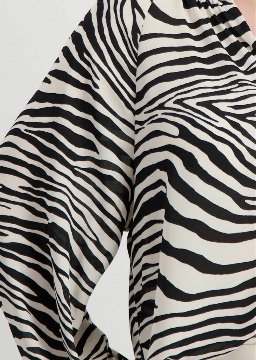 Monari Camicette: Monari Bluse Zebramuster Gr 40 – Nuovo (secondo la descrizione) da Hindelbank venduto da Surlie 4