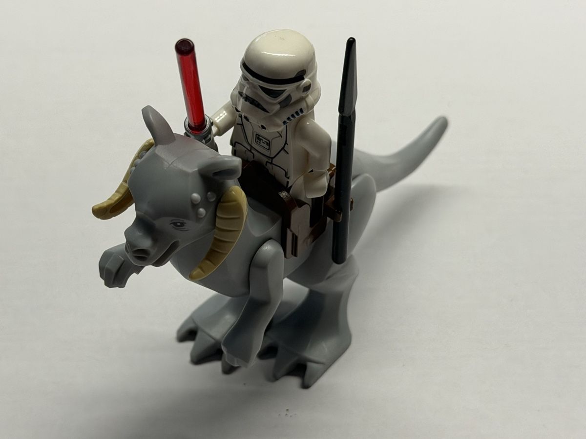 Lego Spielzeuge: LEGO Star Wars Figur Snowtrooper /Tauntaun. – Gebraucht aus Rheinfelden von zim_2hqc