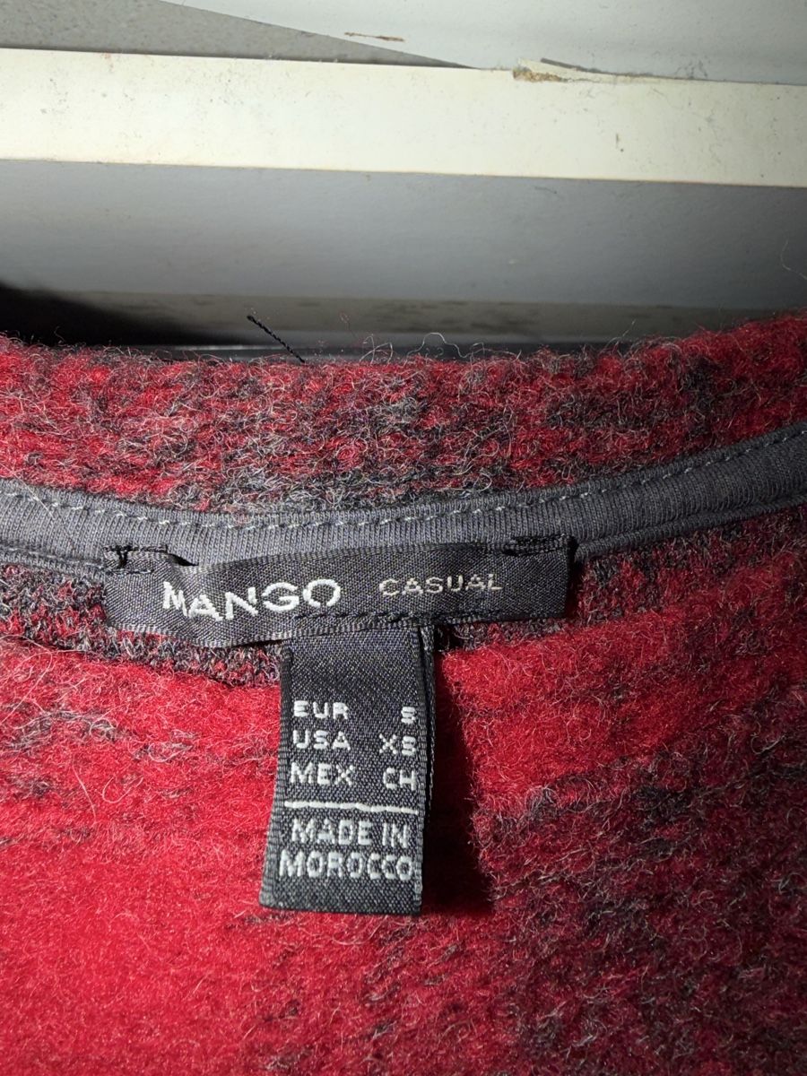 Mango Maglioni & Felpe: Pullover Mango kariert rot schwarz Grösse S gebraucht – Nuovo (secondo la descrizione) da Luzern venduto da Lorena.haj 1
