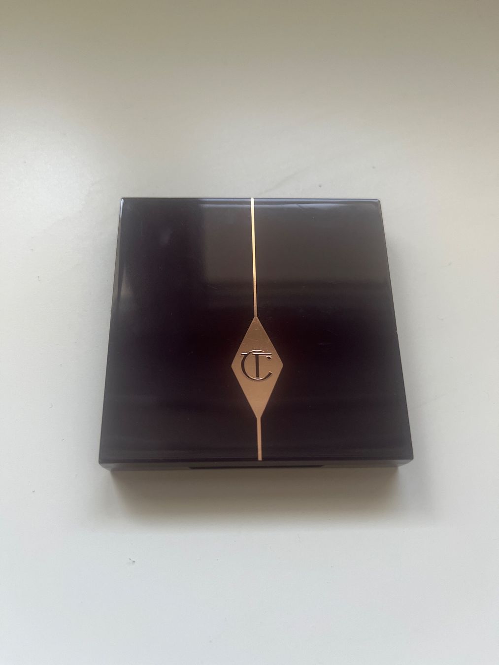 Charlotte Tilbury Make-up: Charlotte Tilbury Eyeshadow Palette The Bella Sofia – Usato da Esslingen venduto da NebulaPine 1