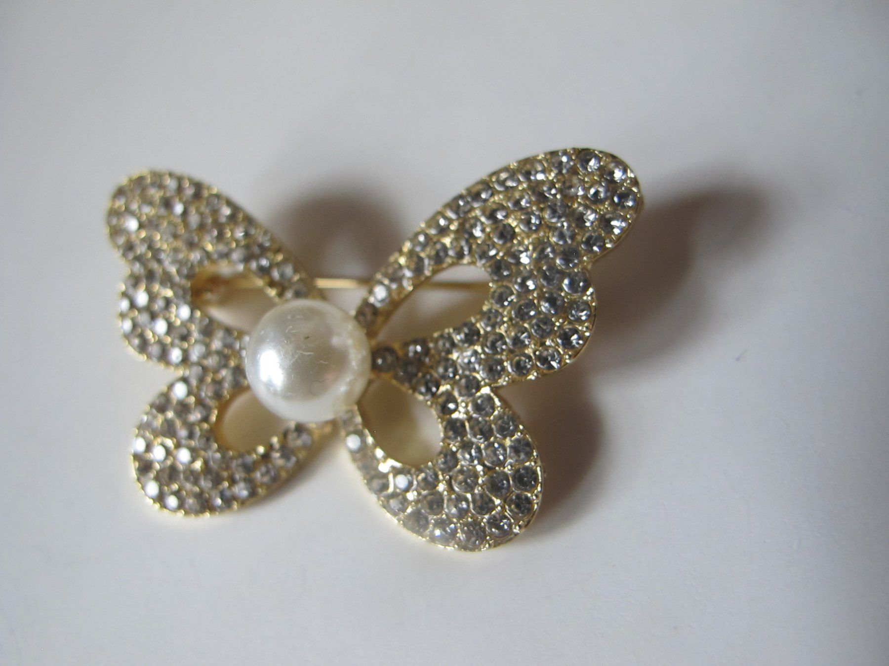 Broschen & Nadeln: Brosche mit Perle und Strass - Schmetterling – Neu (gemäss Beschreibung) aus Löhningen von Chimae67 3