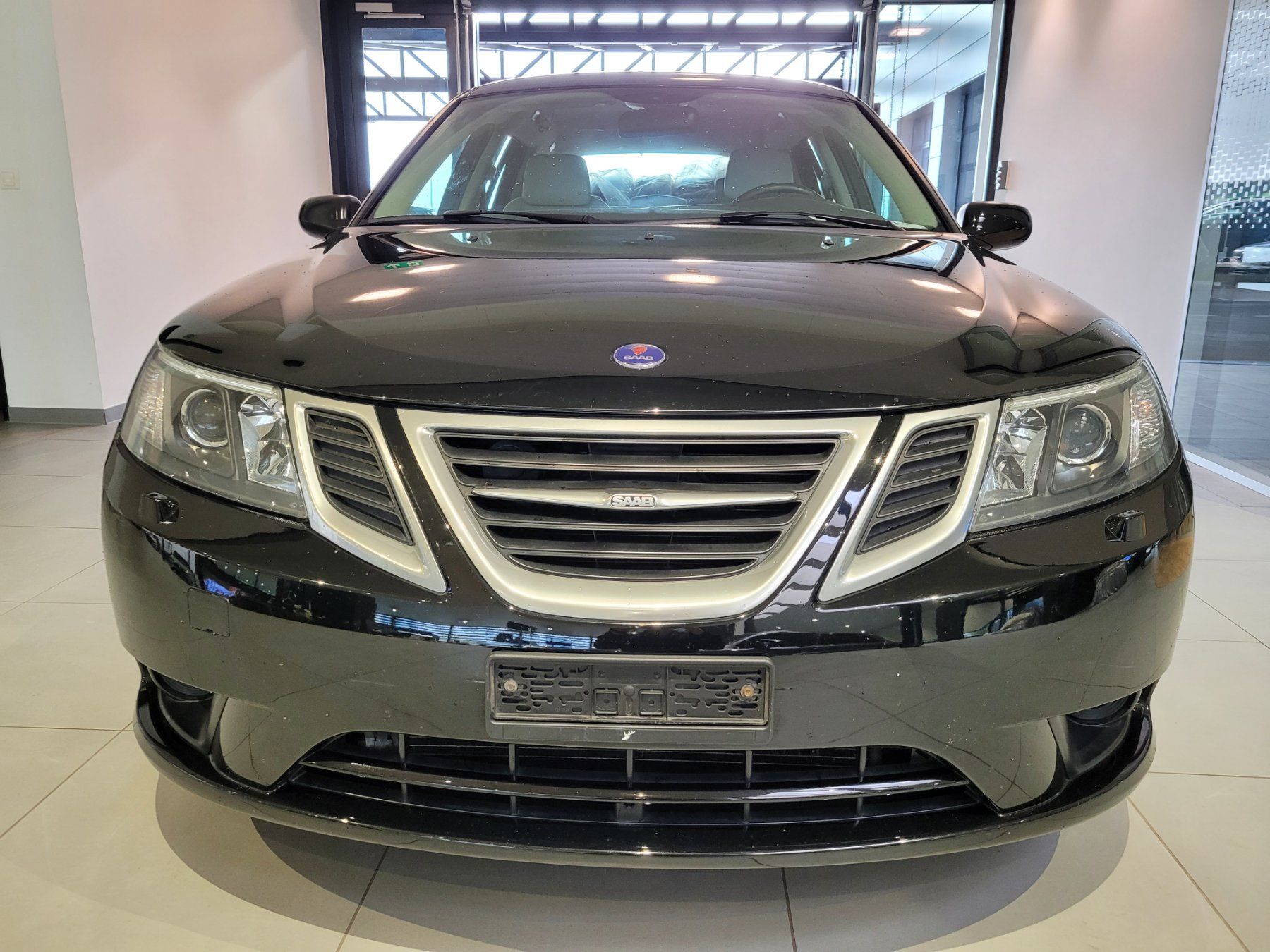 Saab Automobili: Saab 9-3 Sport 2.0 BioPower Vector – Usato da St. Gallen venduto da HirschAutomobileAG 9