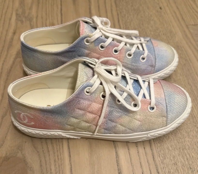 Chanel Scarpe da donna: Chanel Sneakers Grösse 39 – Usato da Kloten venduto da liu_65tx 2