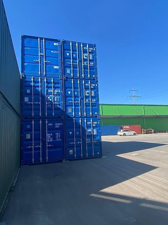 Autres articles bureau & commerces: 20' Seefrachtcontainer blau – D'occasion à Bern par Containerhandel 1