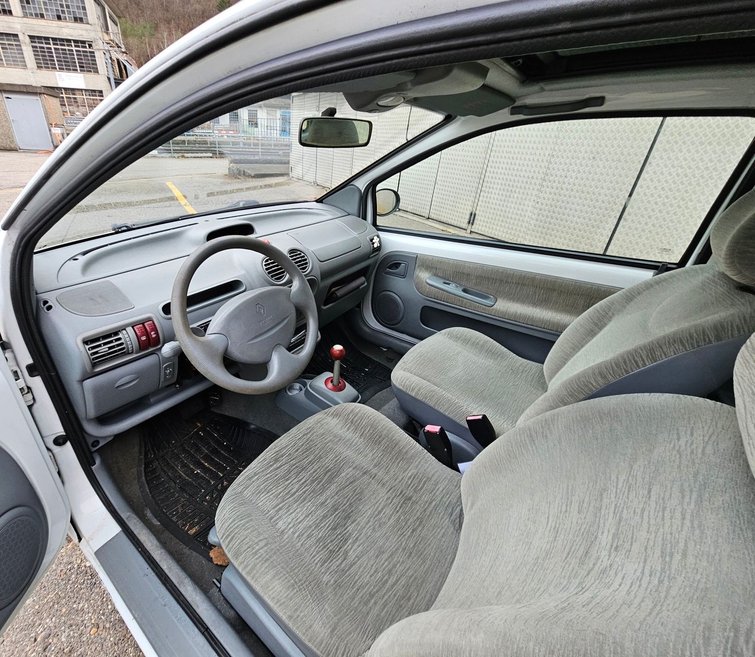 Renault Automobili: Renault Twingo Automat mit MFK – Usato da Balsthal venduto da XTR34 5