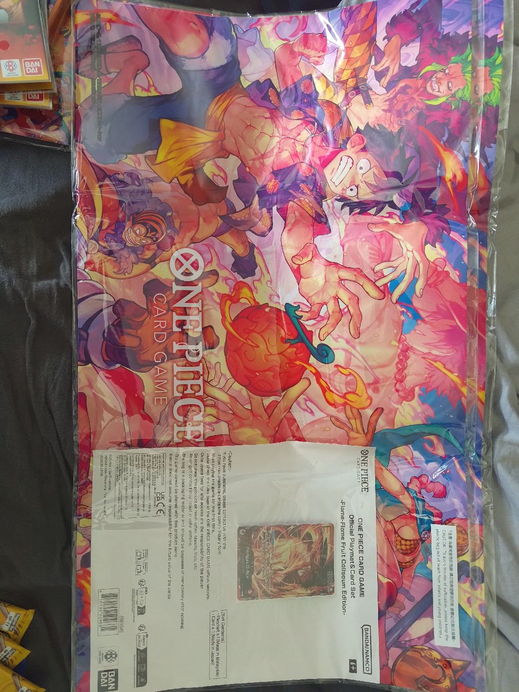 Tappeto da gioco: Official Playmat&Card set – Nuovo e nell'imballaggio originale da Münchenstein venduto da Juaninhox
