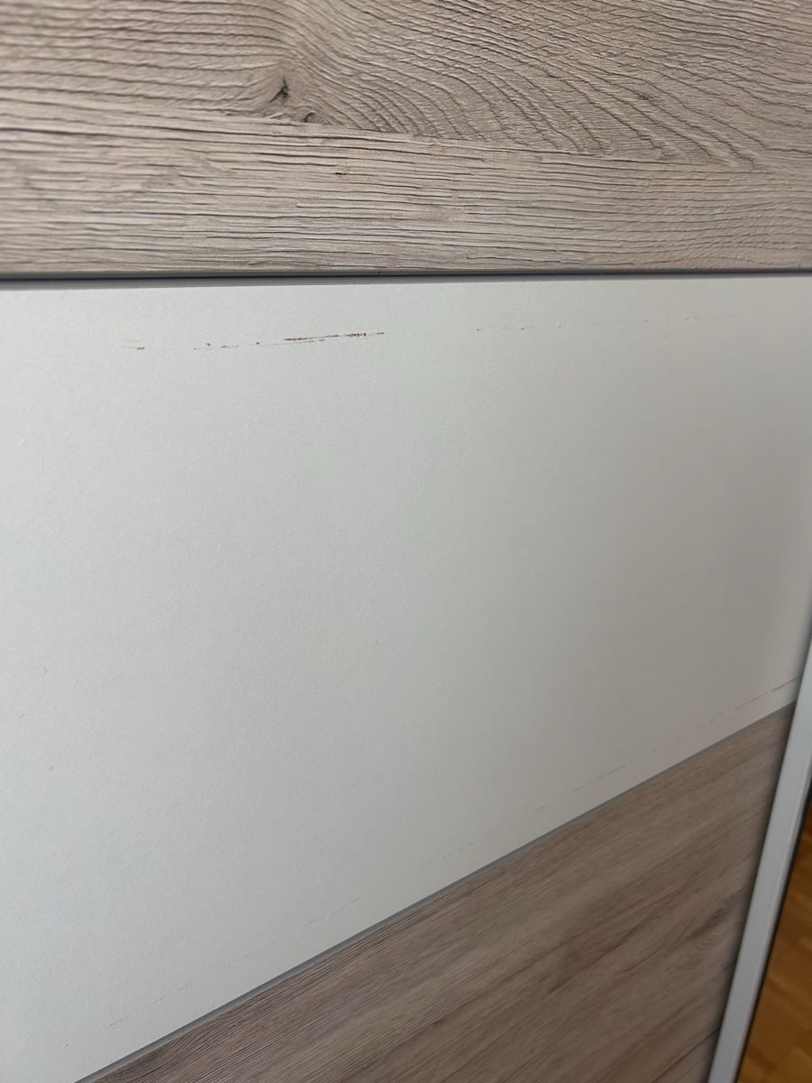 Armadi: Kleiderschrank – Usato da hedingen venduto da Martina-2000 3
