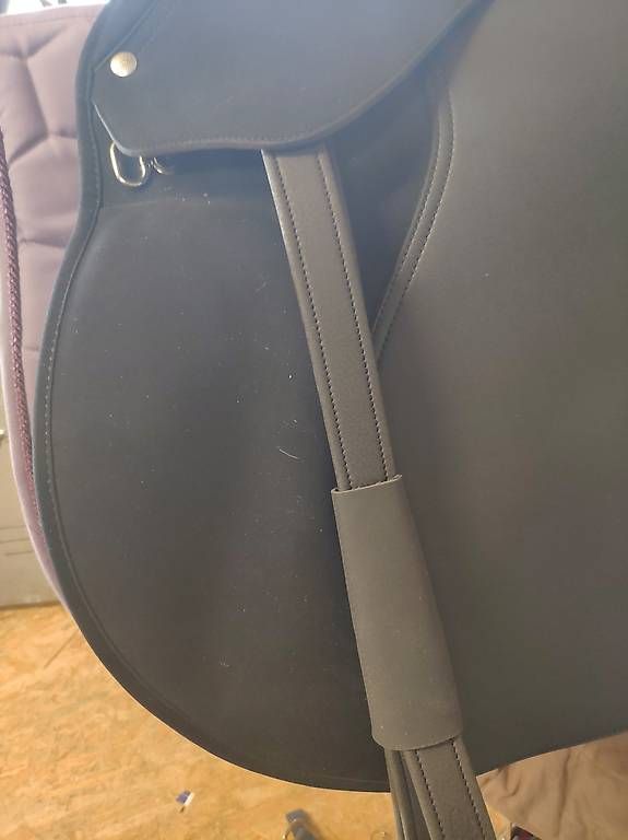 Selles, accessoires: Wintec VS-2000 HART – Neuf avec emballage d'origine à Bullet par Talullah 3